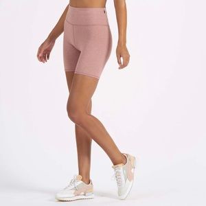 Vuori Clean Elevation Shorty - Size L